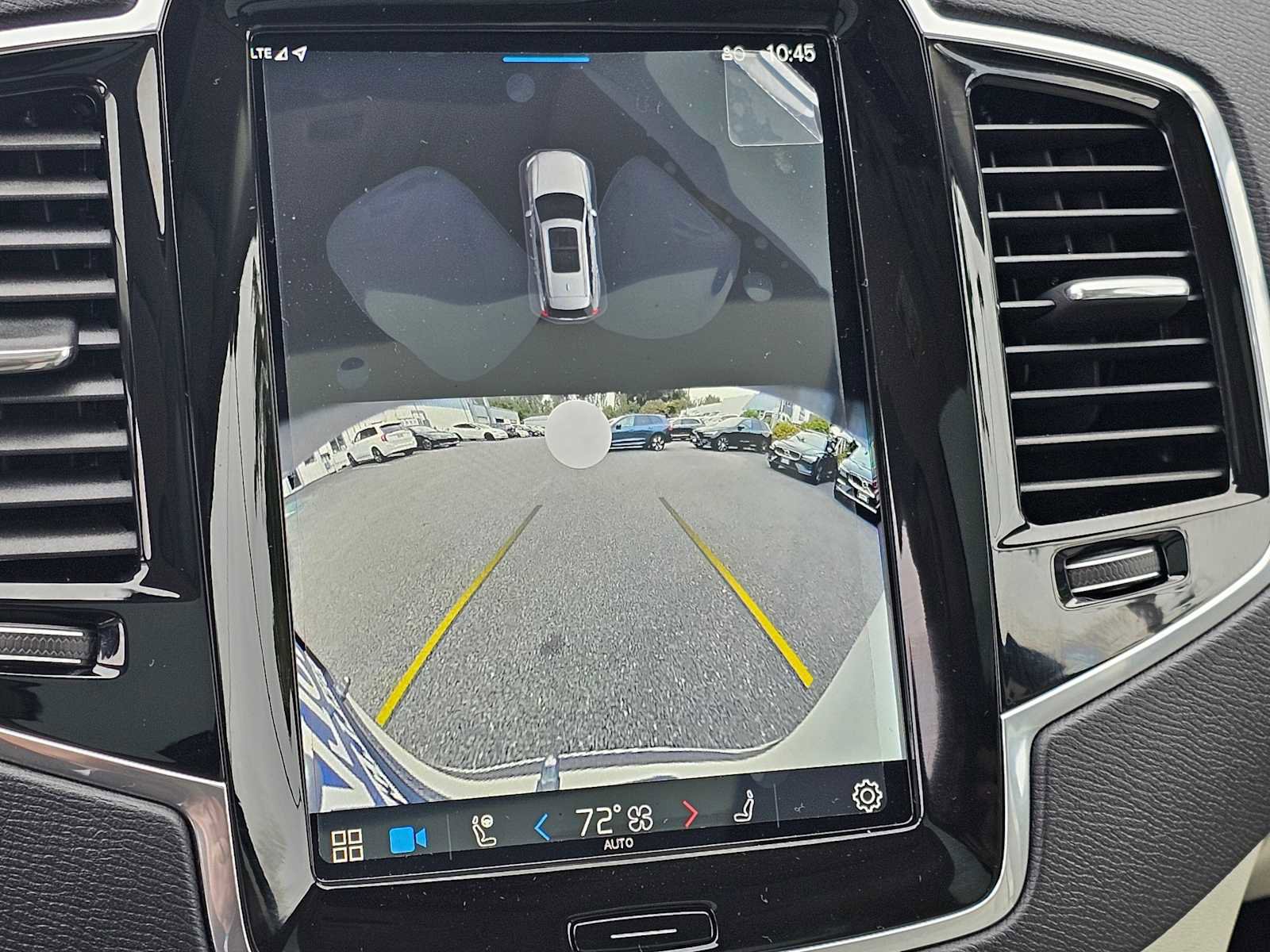 Used 2025 Volvo XC90 T8 Plus w/ Protection Package Premier image 29