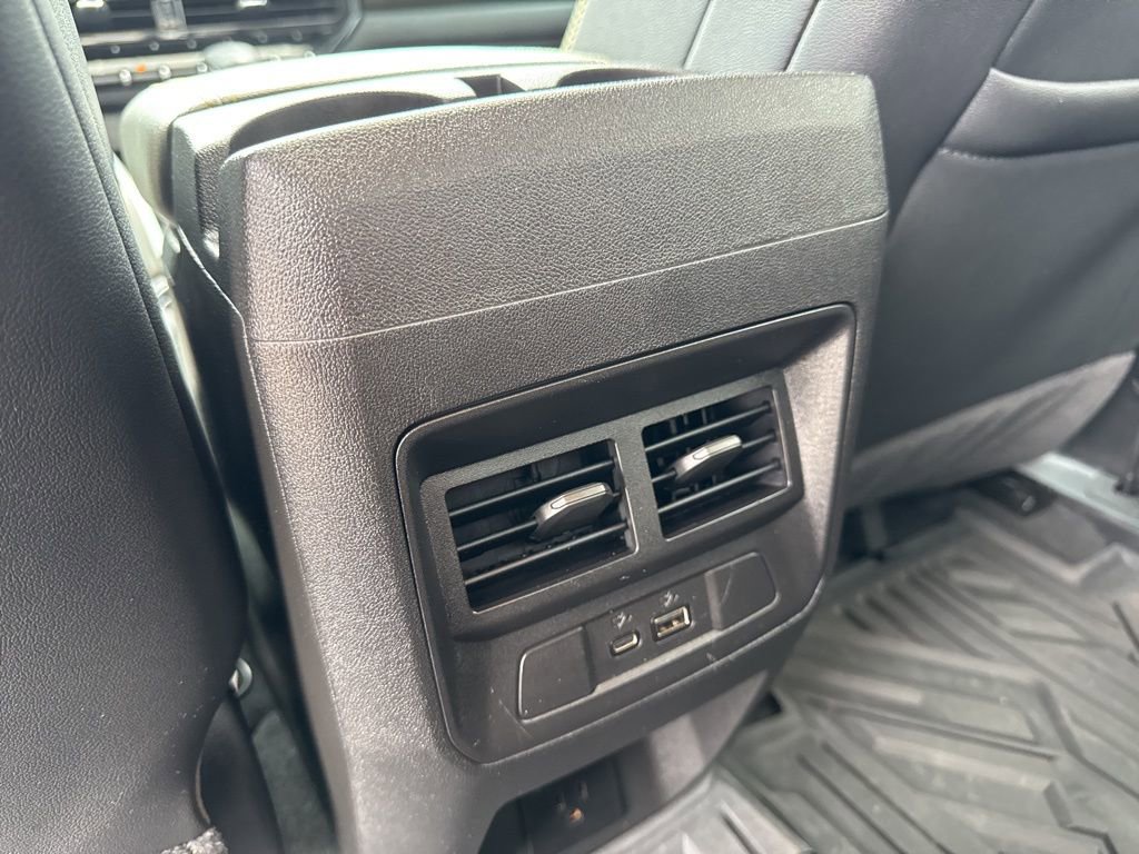 Used 2025 Chevrolet Colorado ZR2 w/ Technology Package image 42