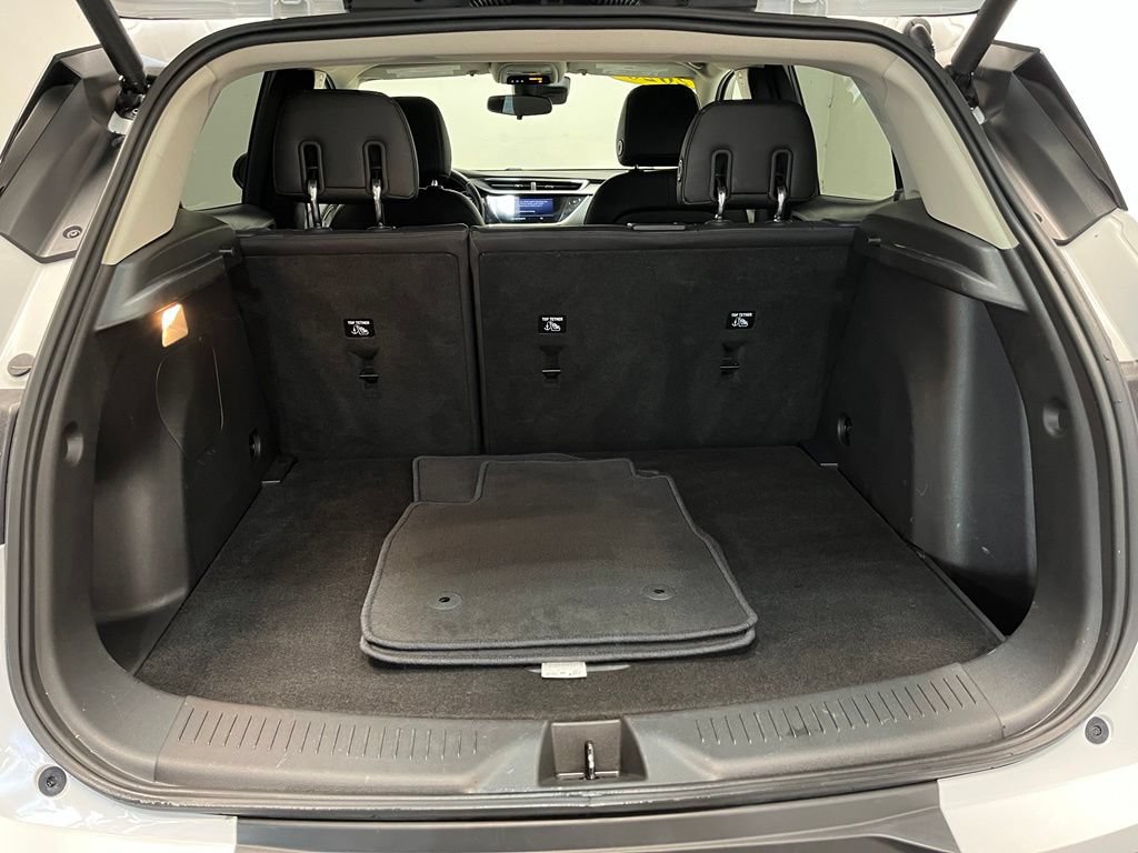 Used 2020 Buick Encore GX Preferred w/ Cold Weather Comfort Package AWD/4WD image 19