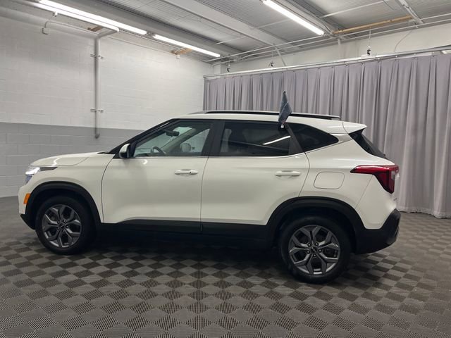 Certified 2024 Kia Seltos S image 9