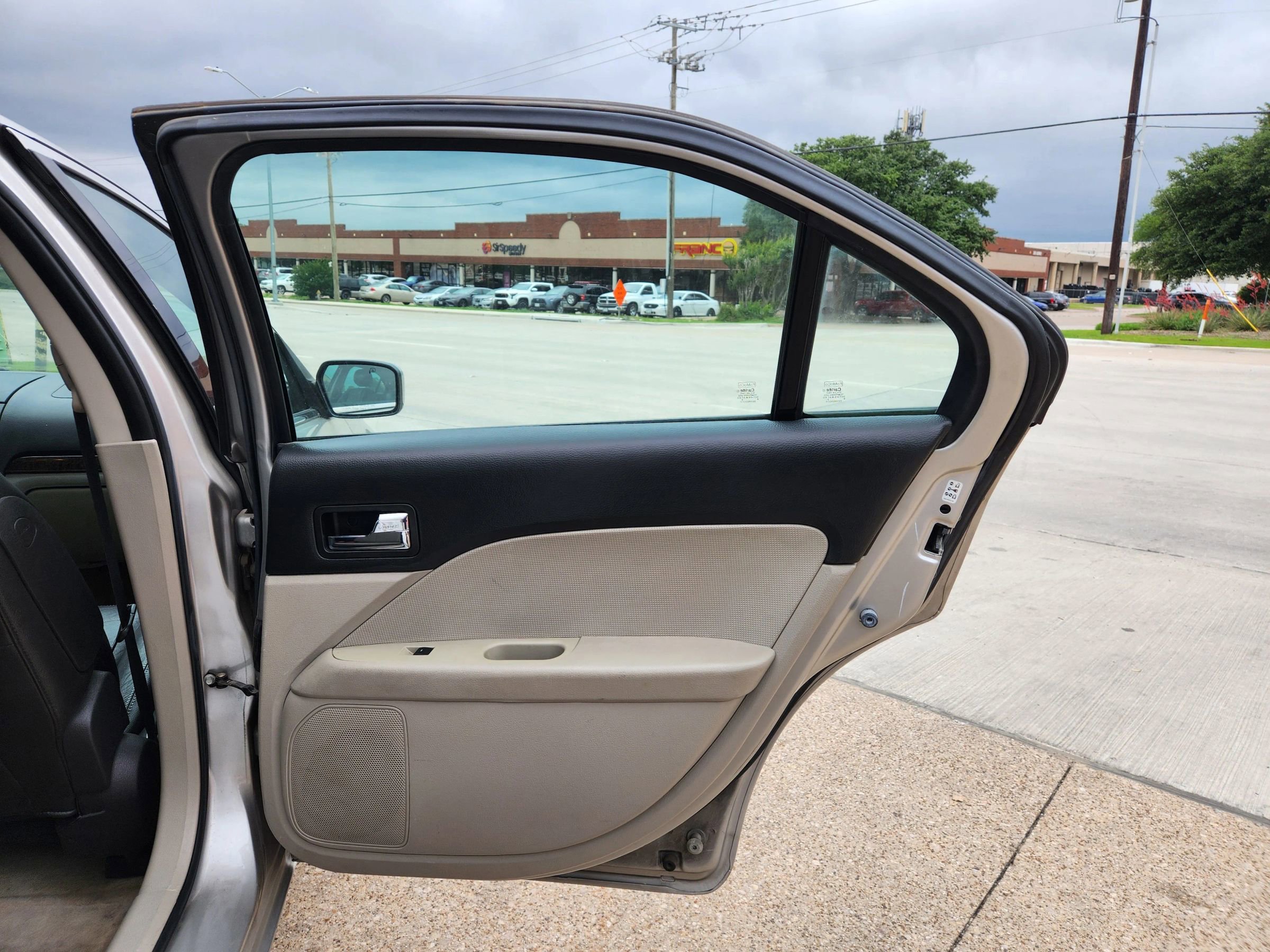 Used 2008 Mercury Milan Premier FWD image 13