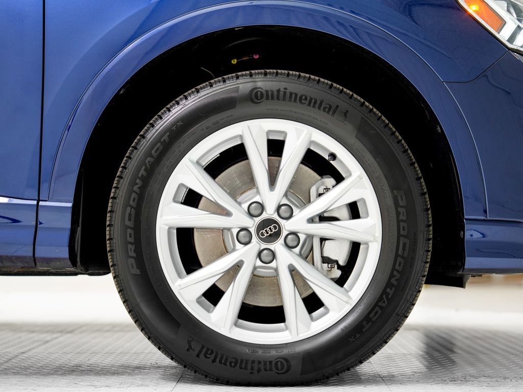 Certified 2025 Audi Q3 2.0T Premium Plus w/ Premium Plus Package image 31