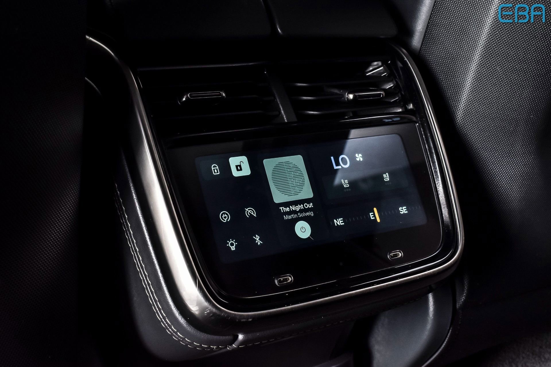 Used 2023 Rivian R1S Adventure image 21