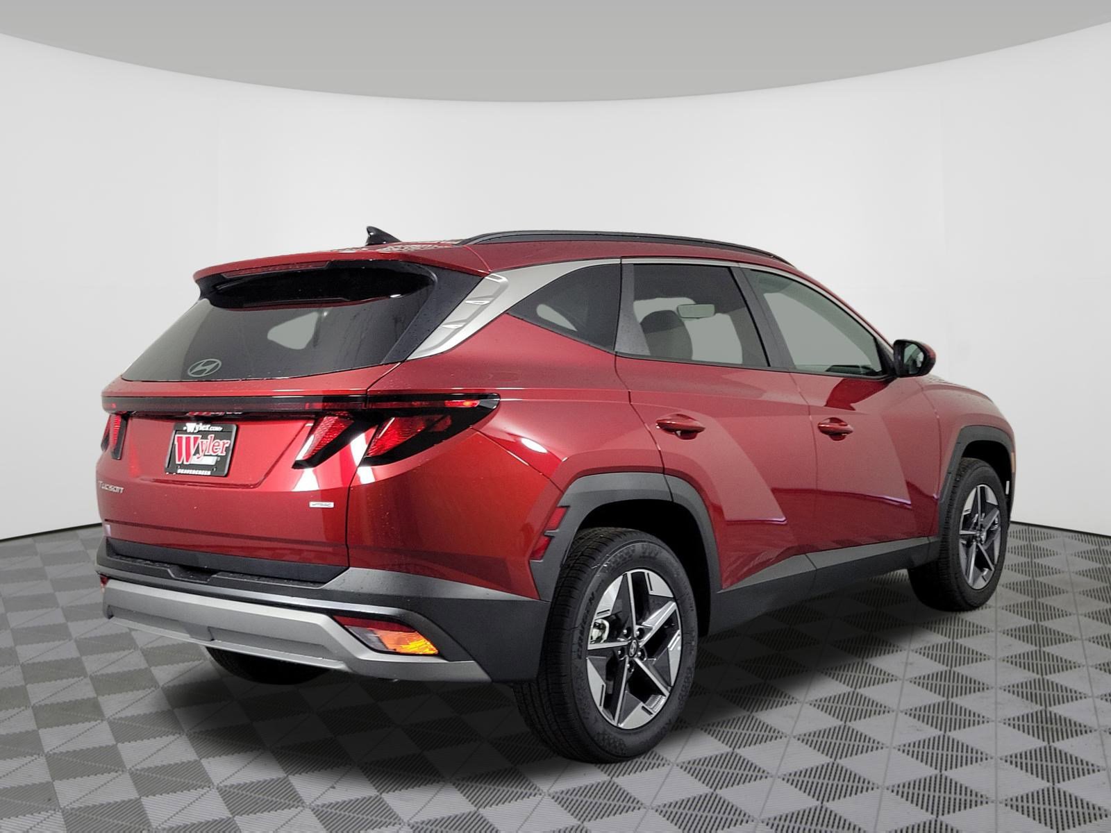 New 2025 Hyundai Tucson SEL image 3