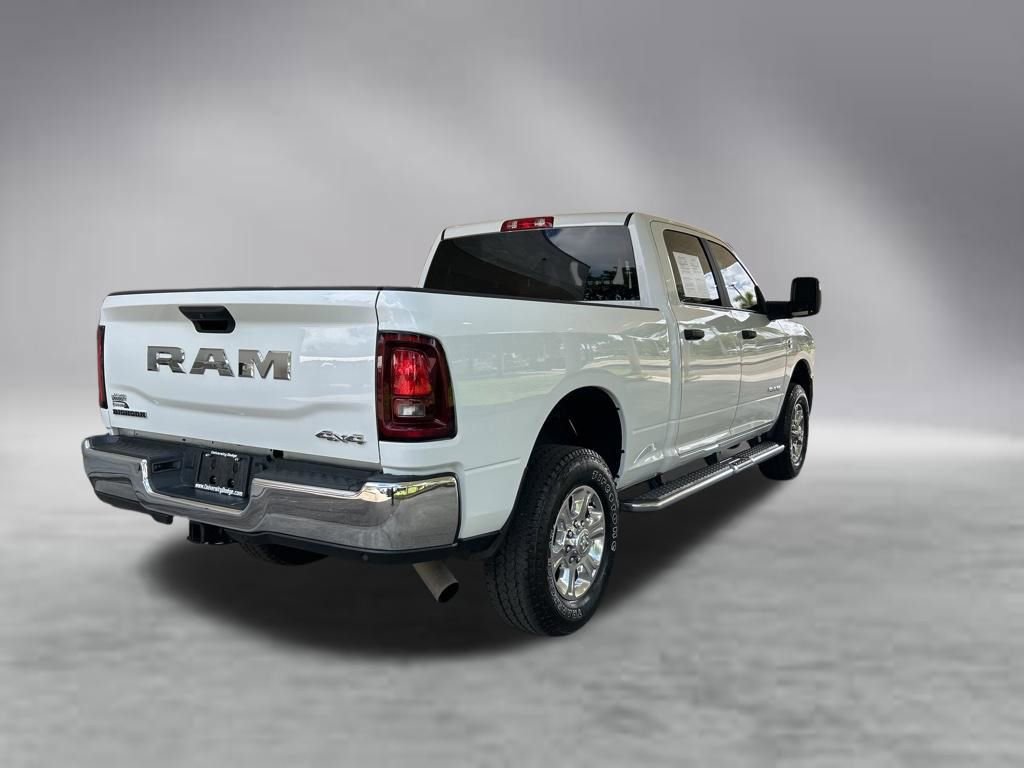 Used 2025 RAM 2500 Big Horn AWD/4WD image 3