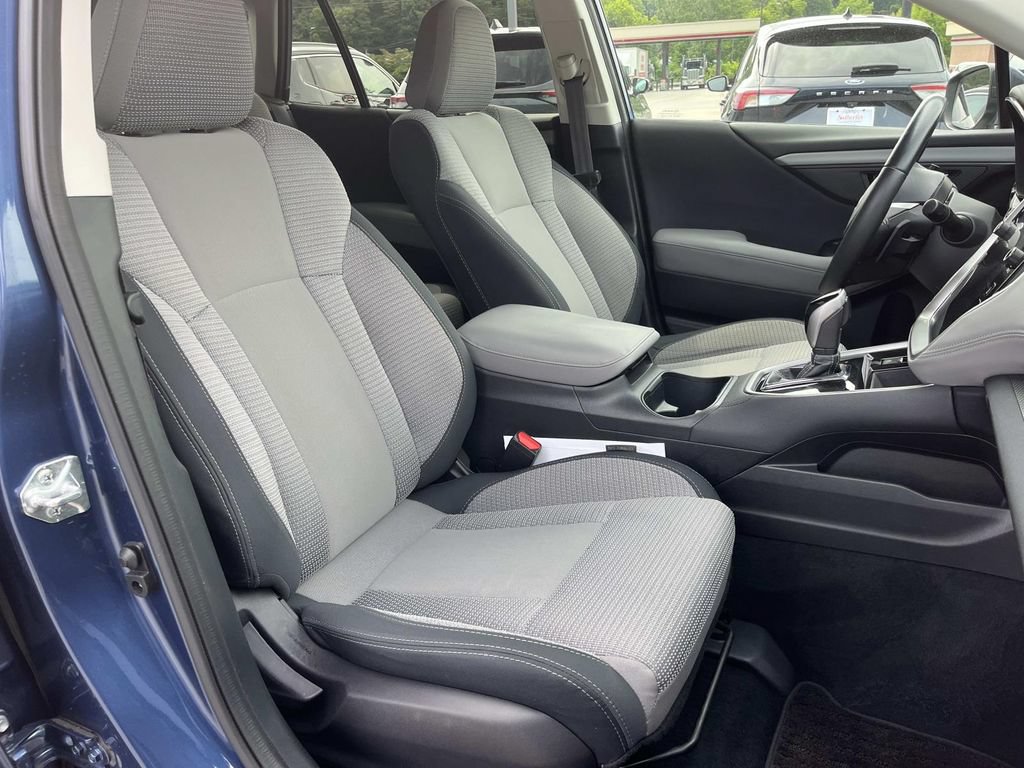 Used 2022 Subaru Outback Premium AWD/4WD image 24
