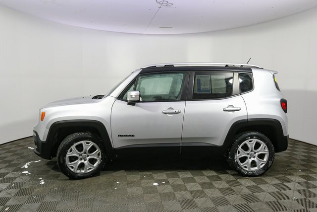 Used 2017 Jeep Renegade Limited image 6