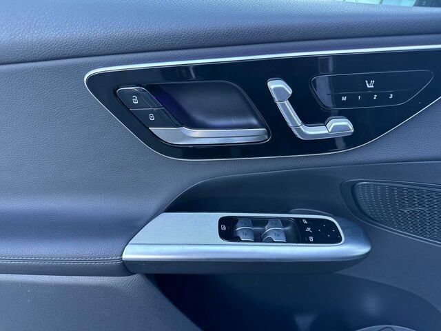 Certified 2026 Mercedes-Benz GLC 300 4MATIC image 11