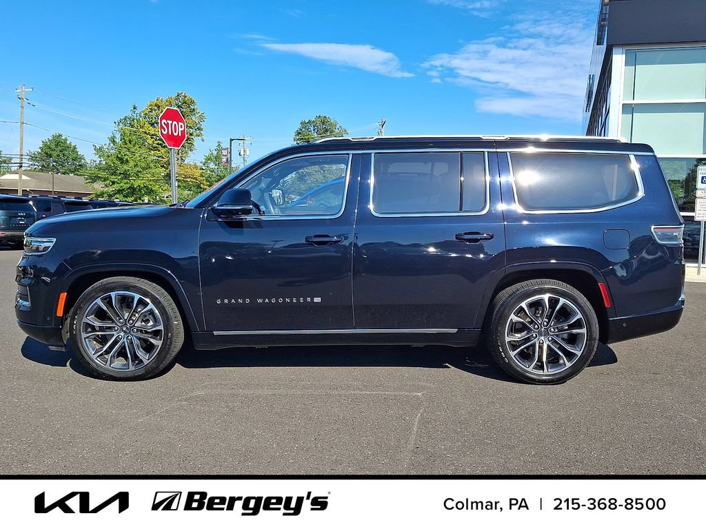 Used 2023 Jeep Grand Wagoneer Series III w/ Rear Seat Video Group 1 AWD/4WD image 9
