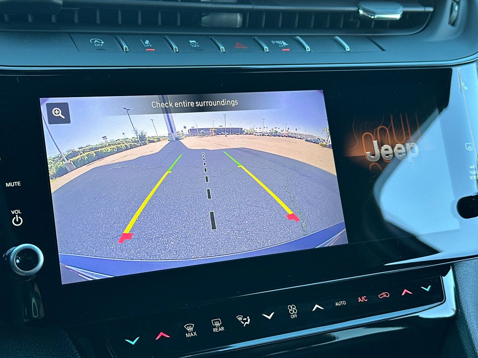 New 2026 Jeep Grand Cherokee Altitude AWD/4WD image 19