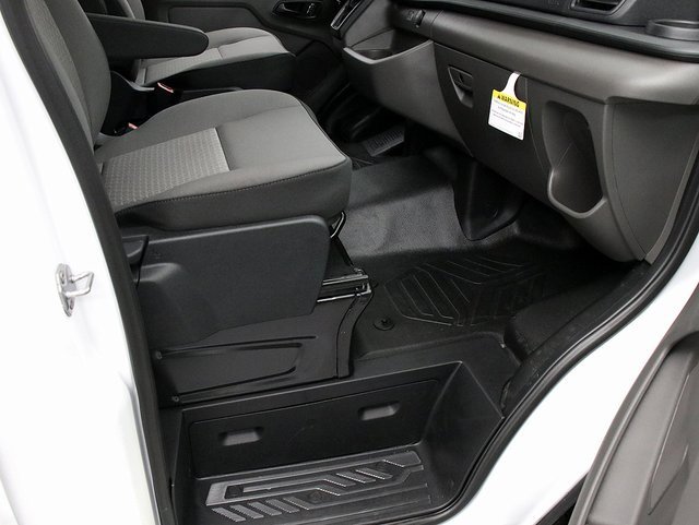 New 2026 Ford Transit 250 148 Medium Roof image 29