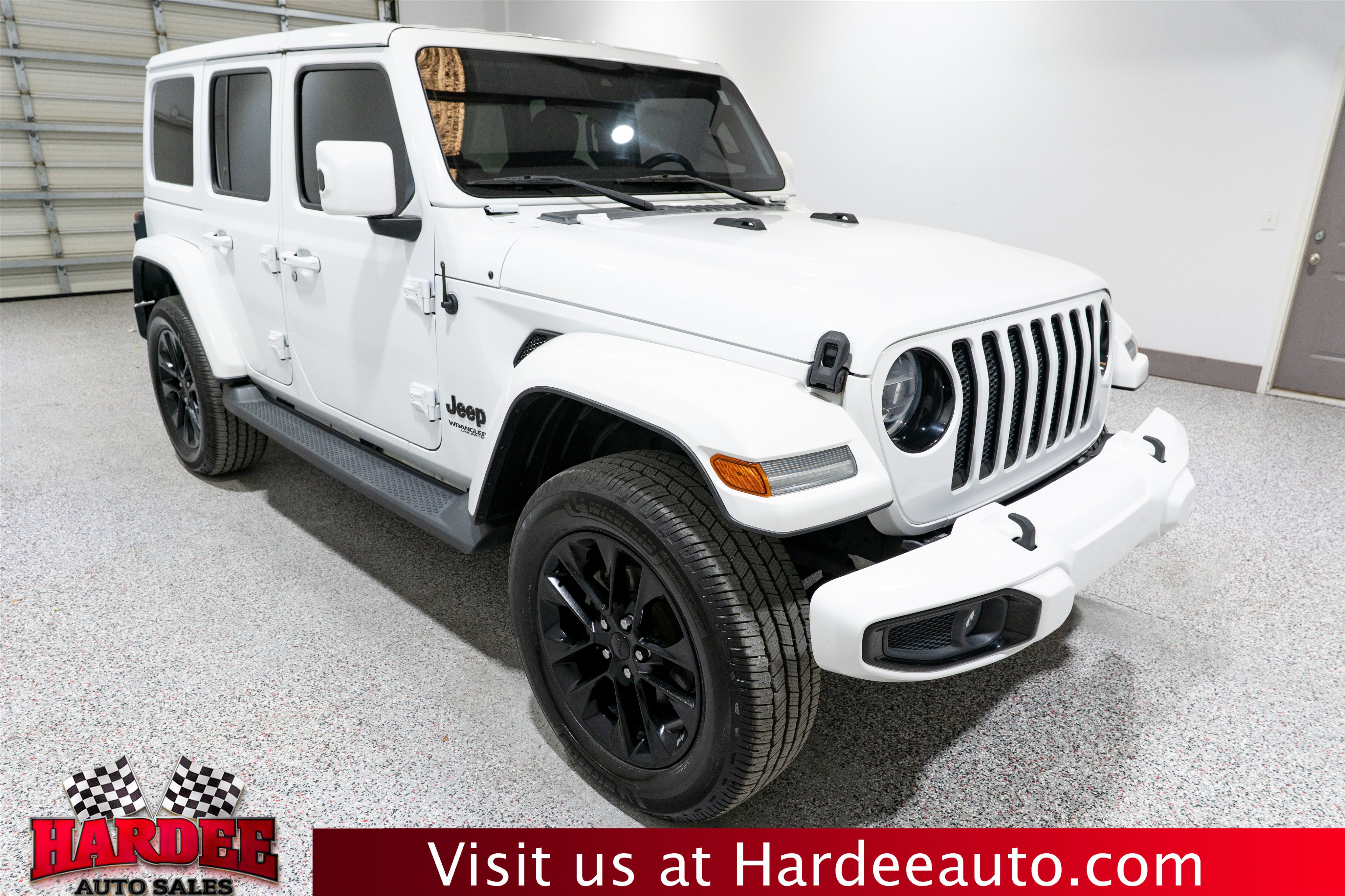 Used 2020 Jeep Wrangler Unlimited Sahara AWD/4WD image 6