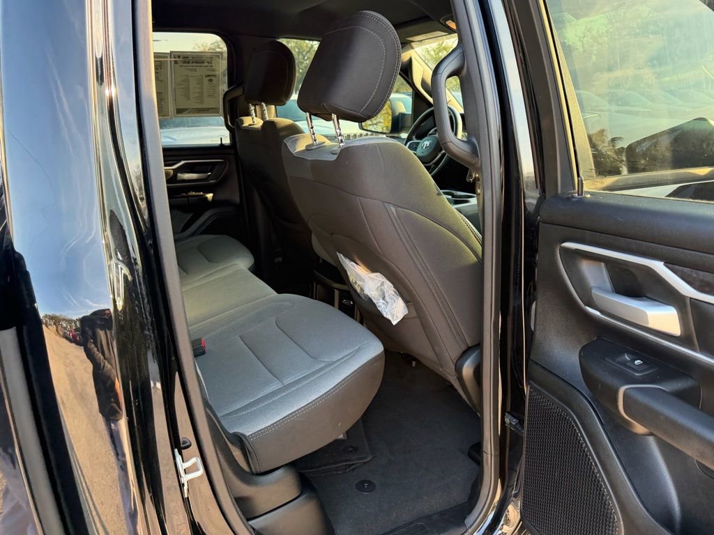 Used 2023 RAM 1500 Big Horn image 30