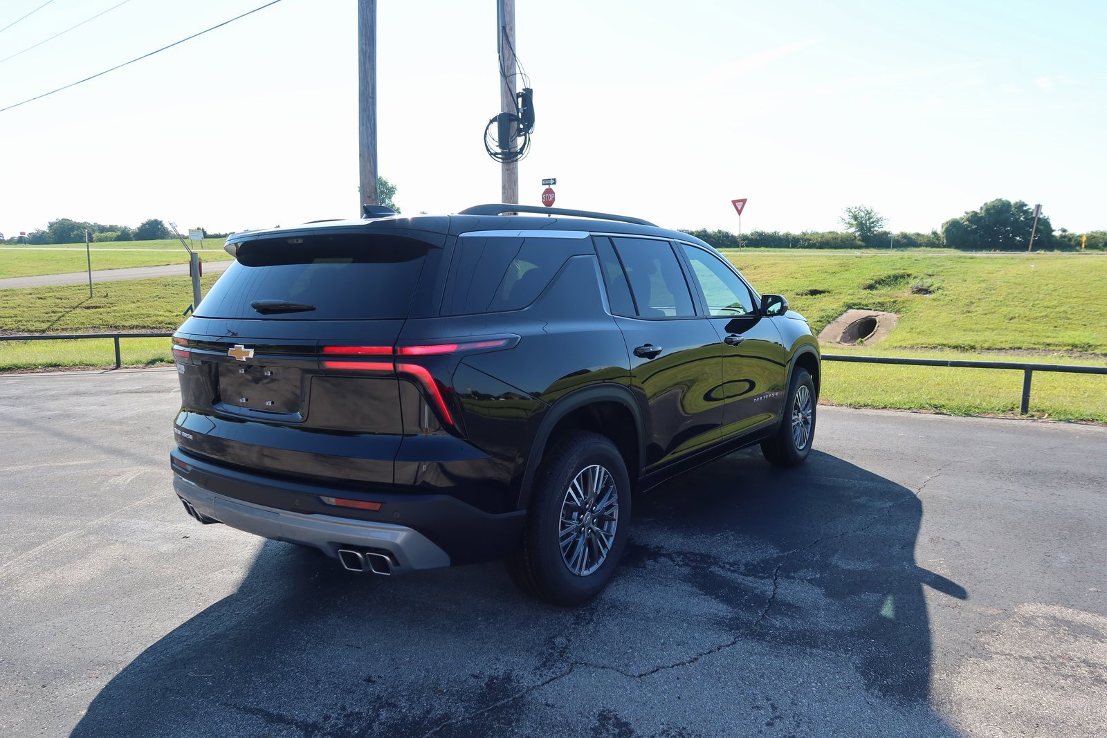 New 2026 Chevrolet Traverse LT w/ Driver Confidence Package image 6
