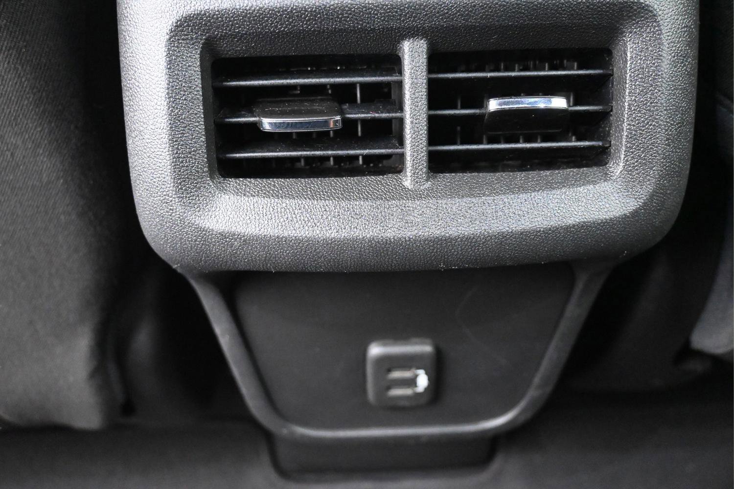 Used 2020 GMC Terrain SLE w/ Driver Convenience Package image 10