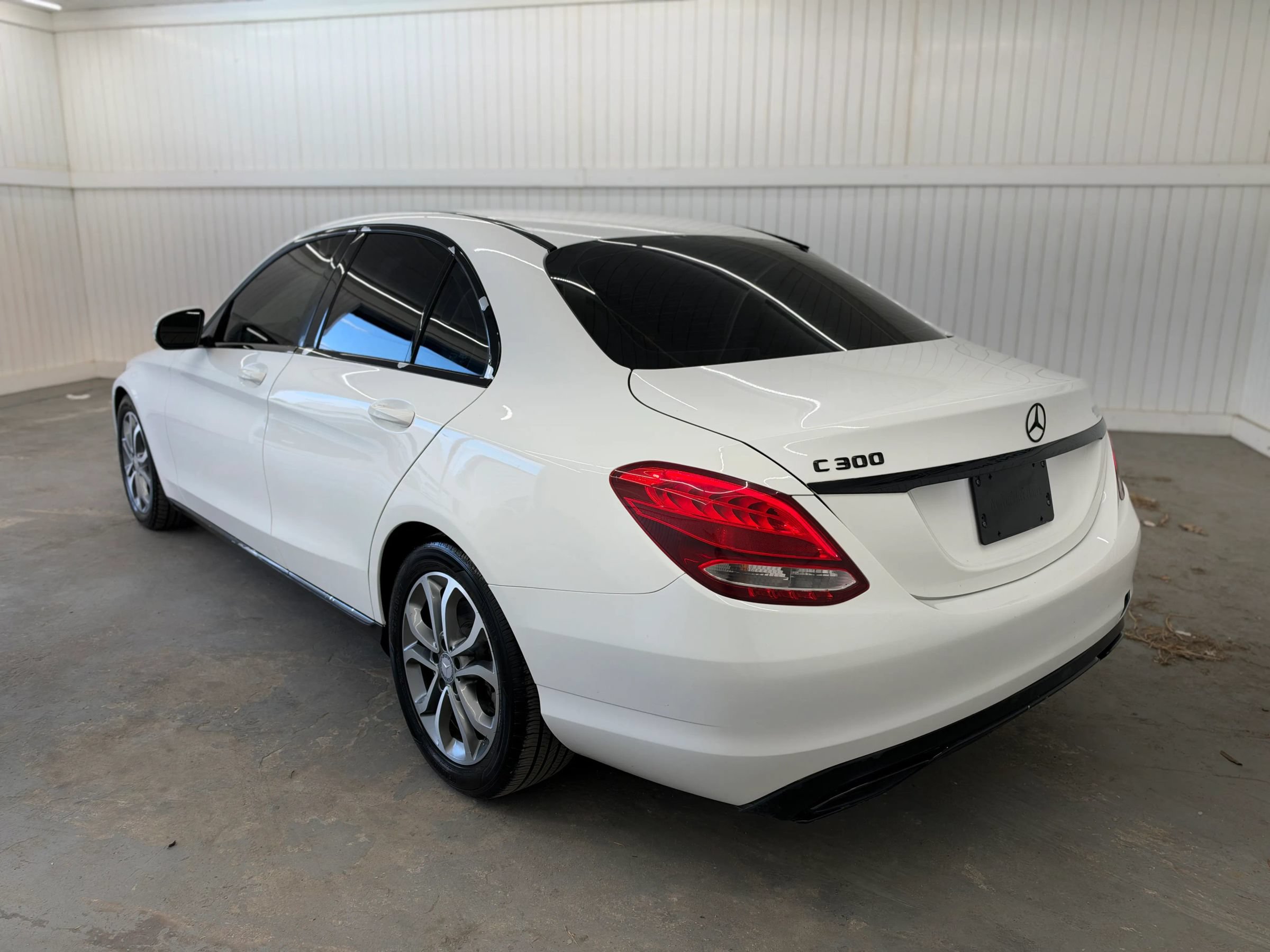 Used 2015 Mercedes-Benz C 300 Sedan image 7