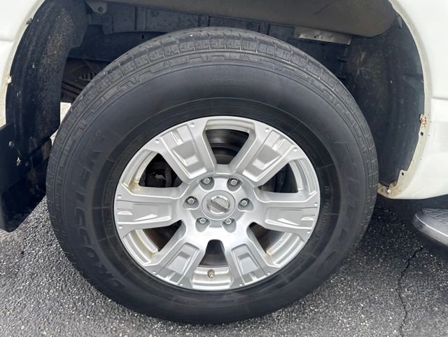 Used 2017 Nissan Titan SV AWD/4WD image 13