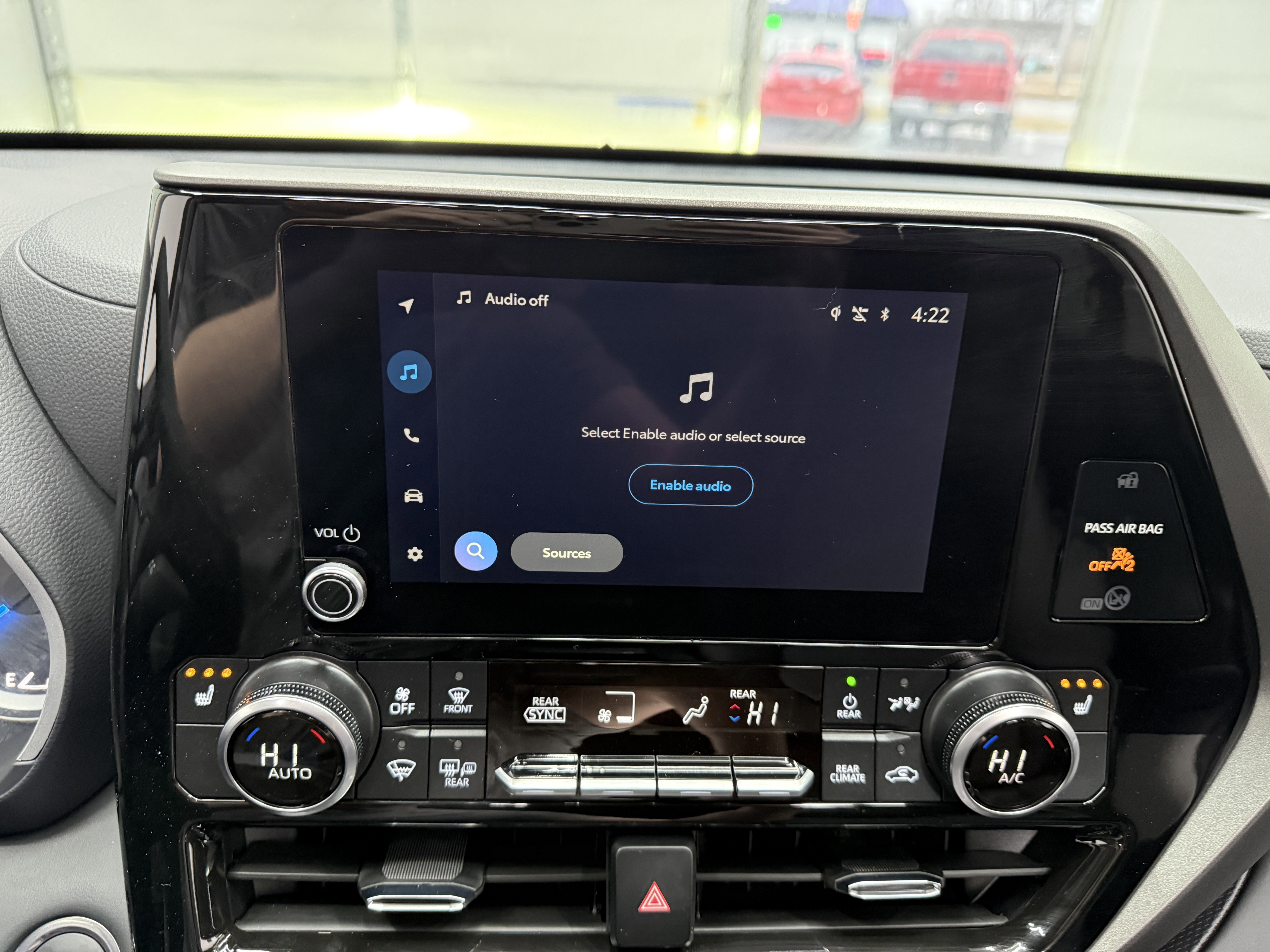 Used 2026 Toyota Highlander XLE image 21