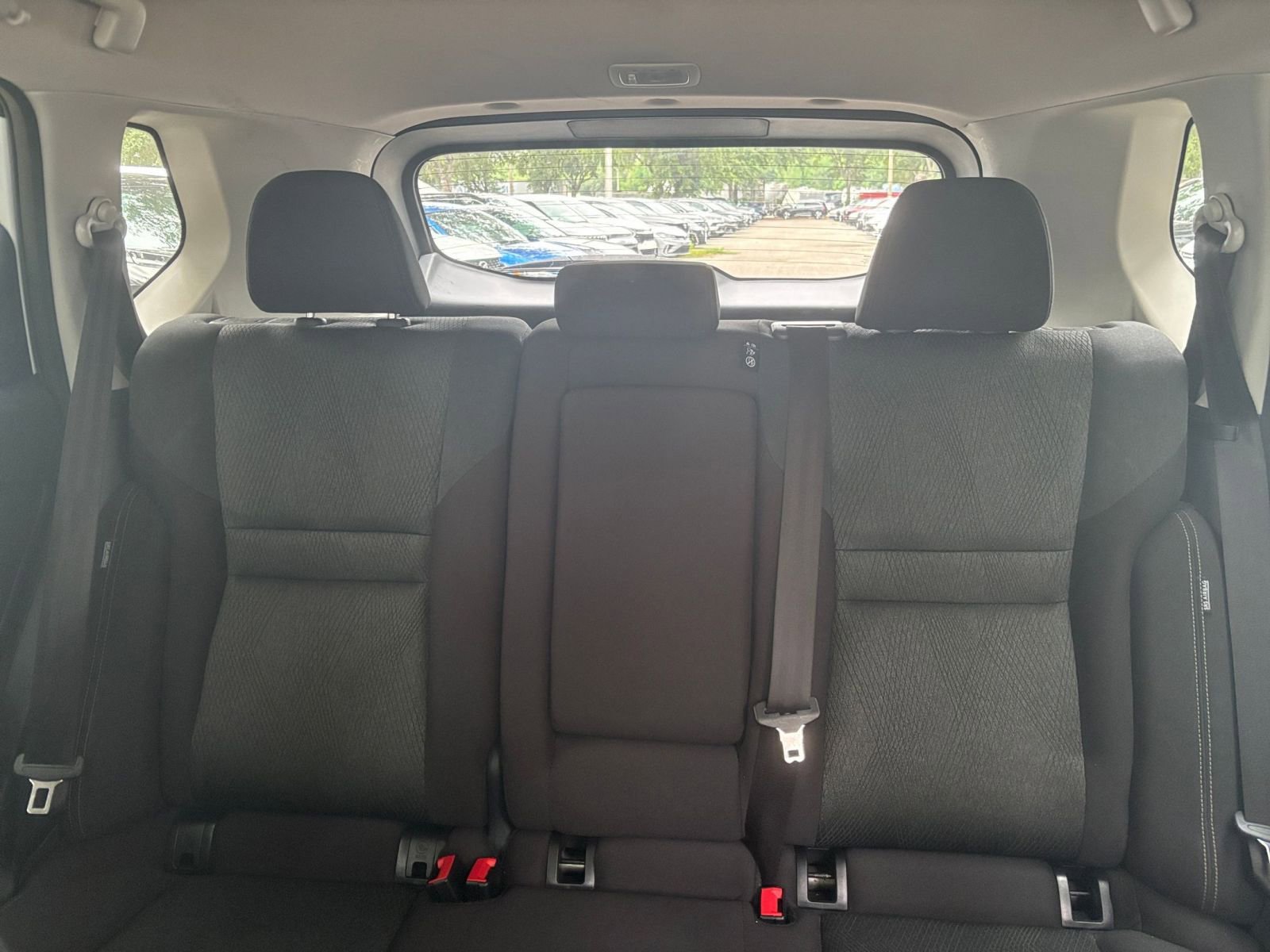 Used 2025 Nissan Rogue SV FWD image 39