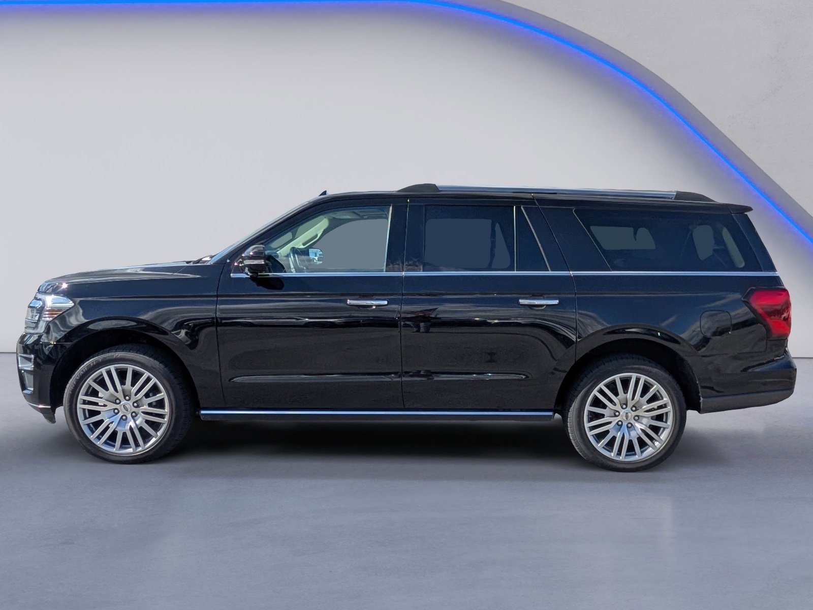 Used 2023 Ford Expedition Max Limited image 5