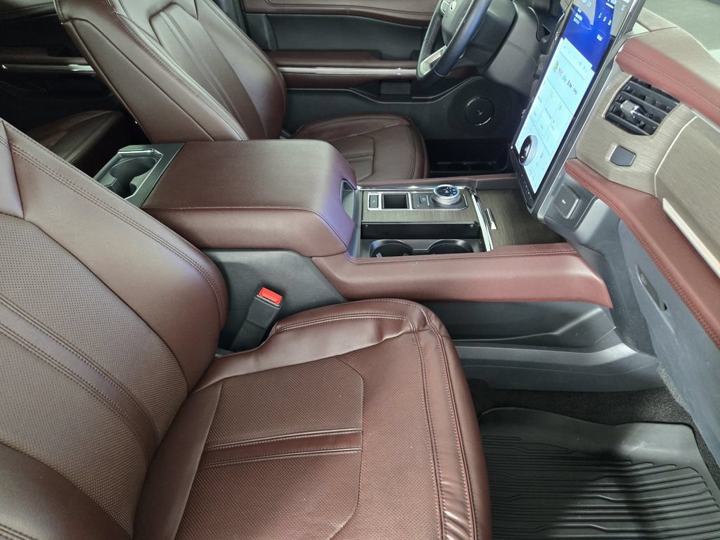 Used 2023 Ford Expedition Max Limited RWD image 15