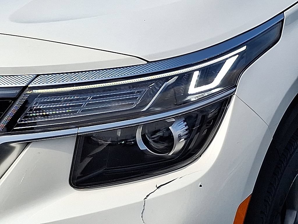 Certified 2023 Kia Seltos S FWD image 7