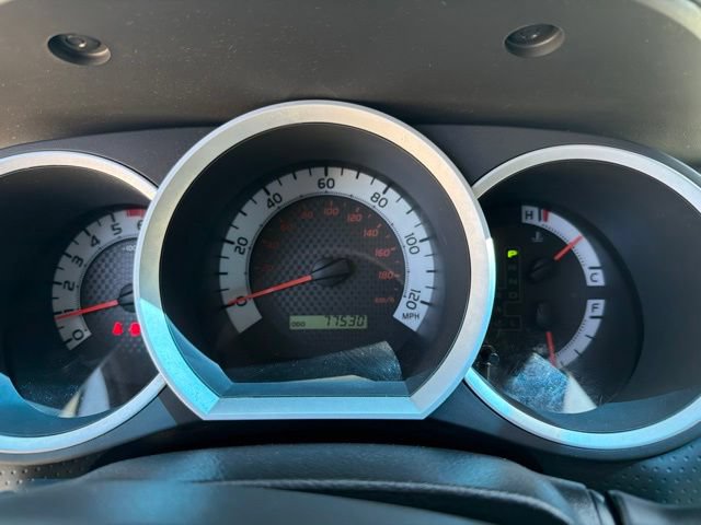 Used 2015 Toyota Tacoma PreRunner w/ SR5 Package RWD image 49
