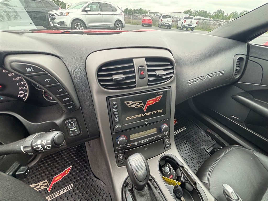 Used 2007 Chevrolet Corvette Coupe w/ Preferred Equipment Group RWD image 15