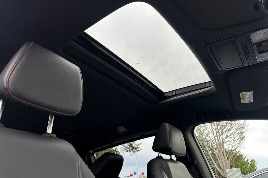 Used 2023 Honda Odyssey Sport image 17