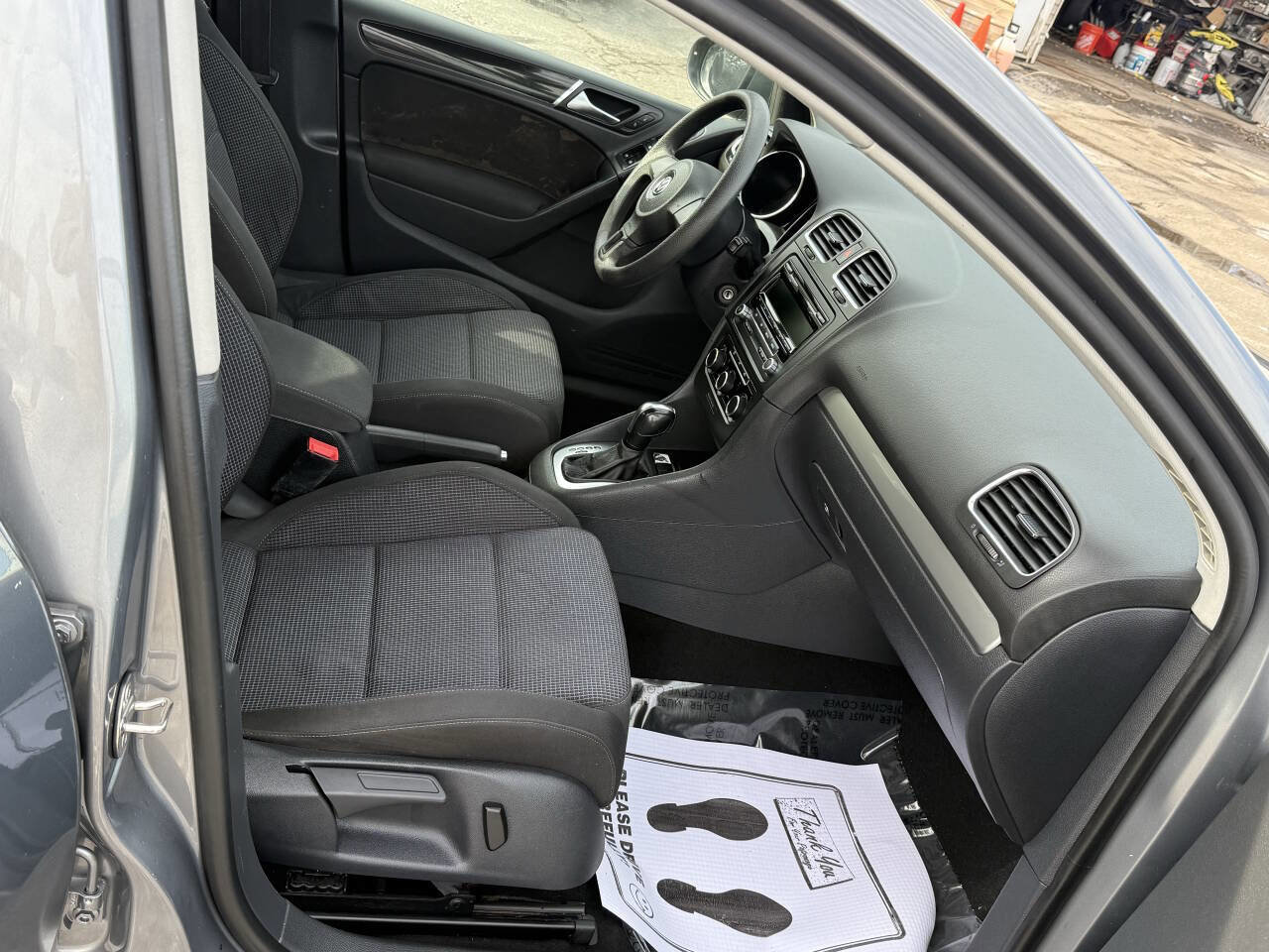 Used 2014 Volkswagen Golf 4-Door image 15