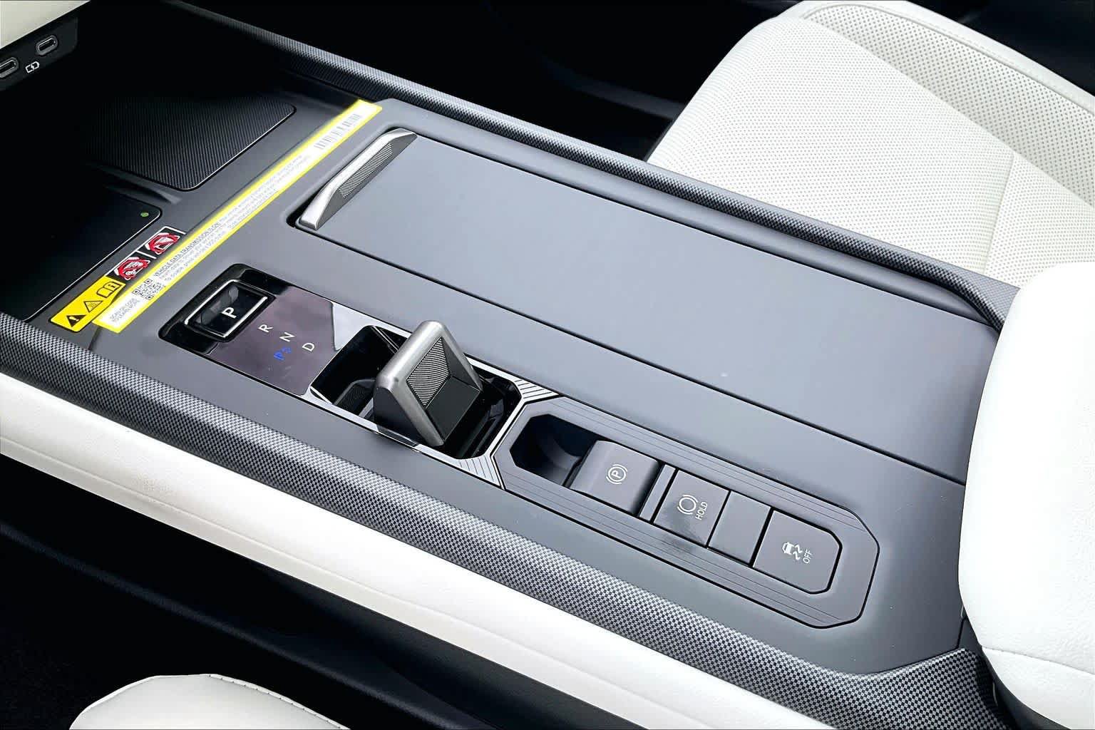 New 2026 Lexus ES 350e FWD image 11