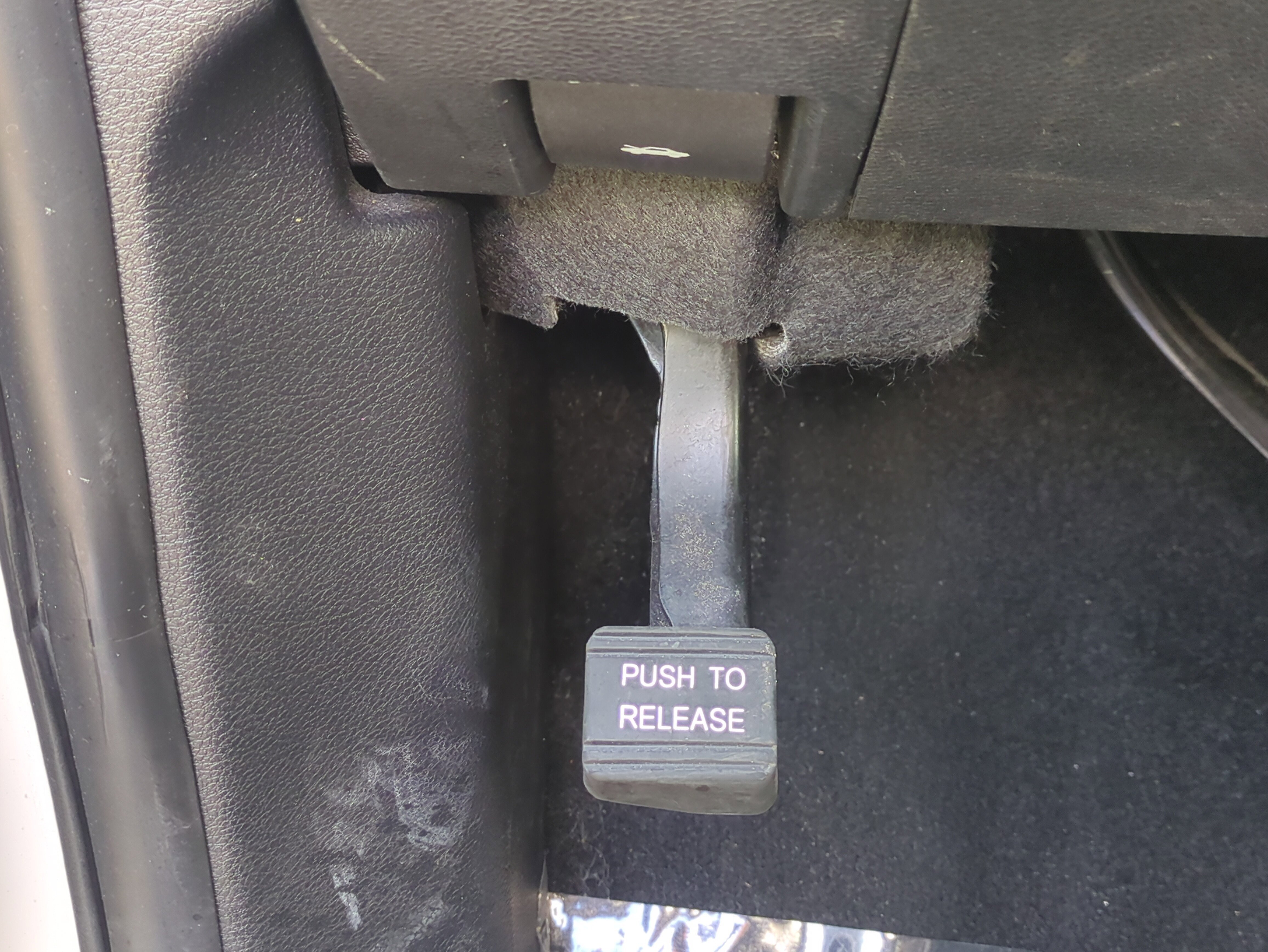 Used 2021 Jeep Grand Cherokee Laredo image 25