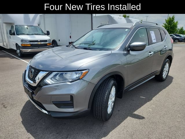 Used 2018 Nissan Rogue SV AWD/4WD image 3