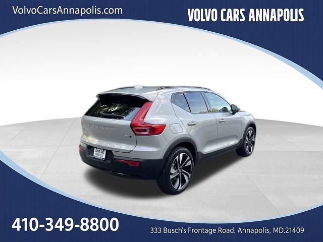 Certified 2023 Volvo XC40 B5 Plus w/ Protection Package Premier AWD/4WD image 8