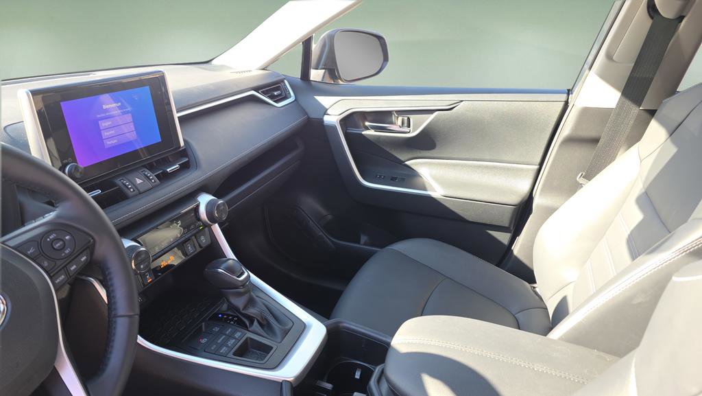Certified 2023 Toyota RAV4 XLE Premium image 13
