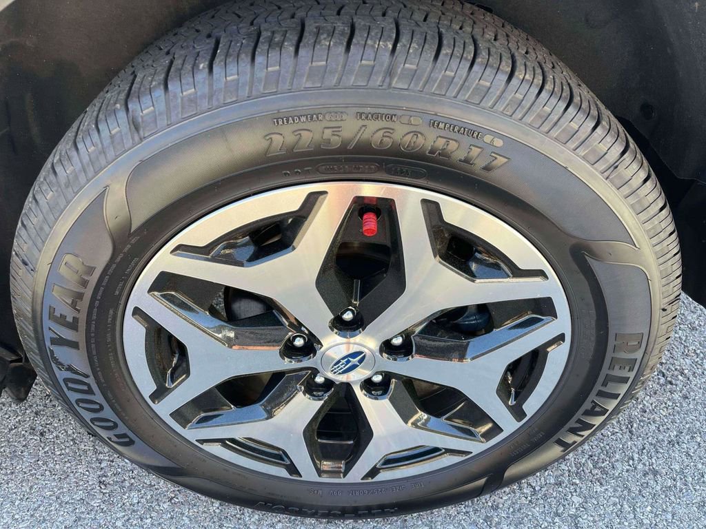 Used 2023 Subaru Forester Premium image 36