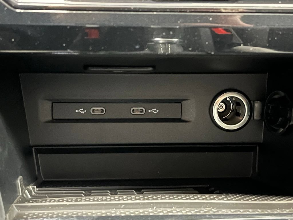 New 2026 Volkswagen Taos SE AWD/4WD image 11