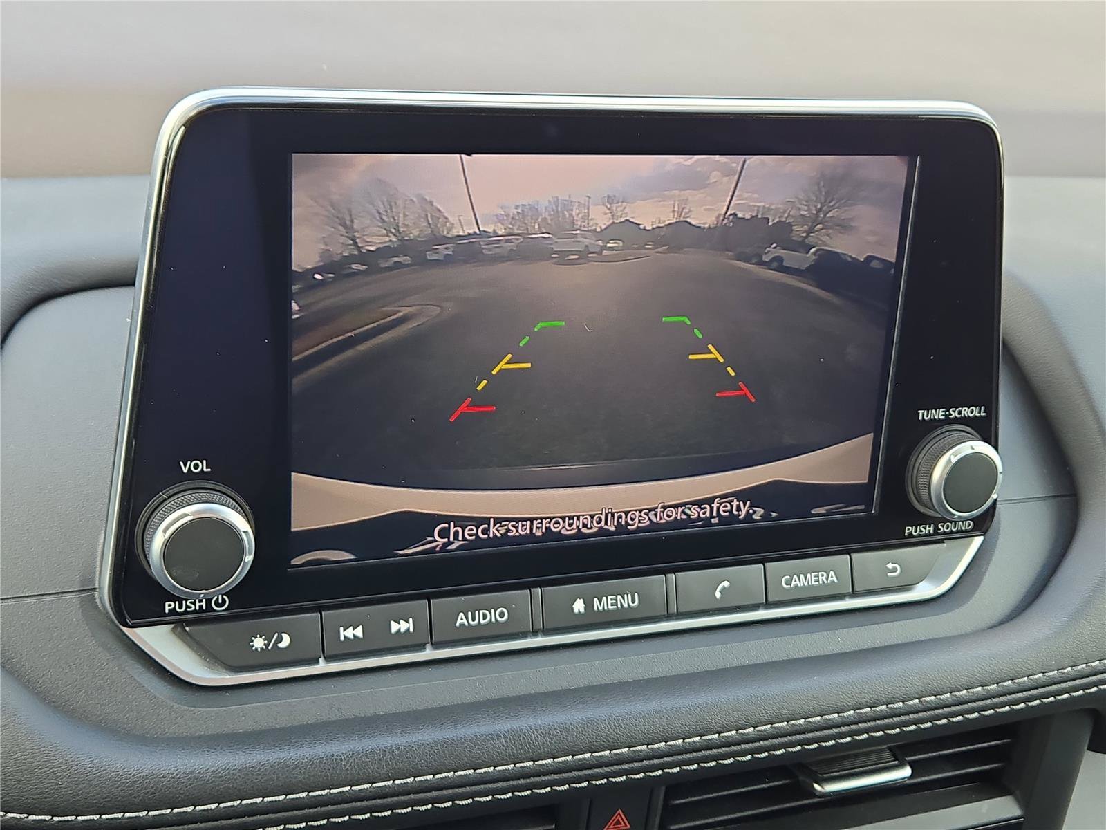 Used 2023 Nissan Rogue S FWD image 25