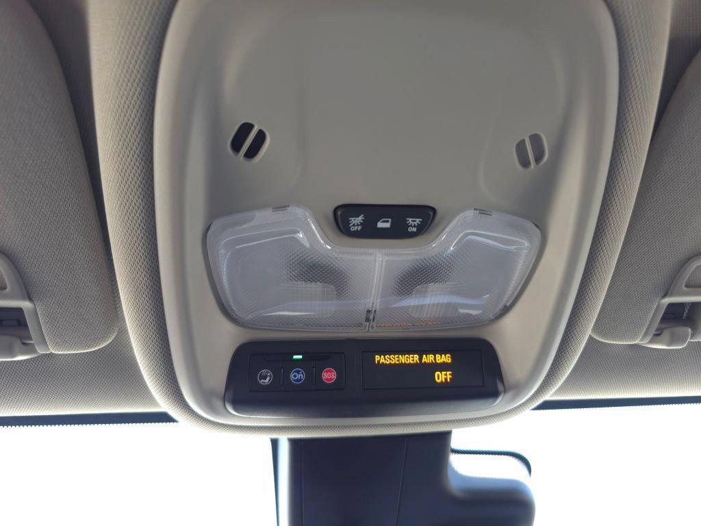 Used 2025 Buick Encore GX Sport Touring FWD image 27