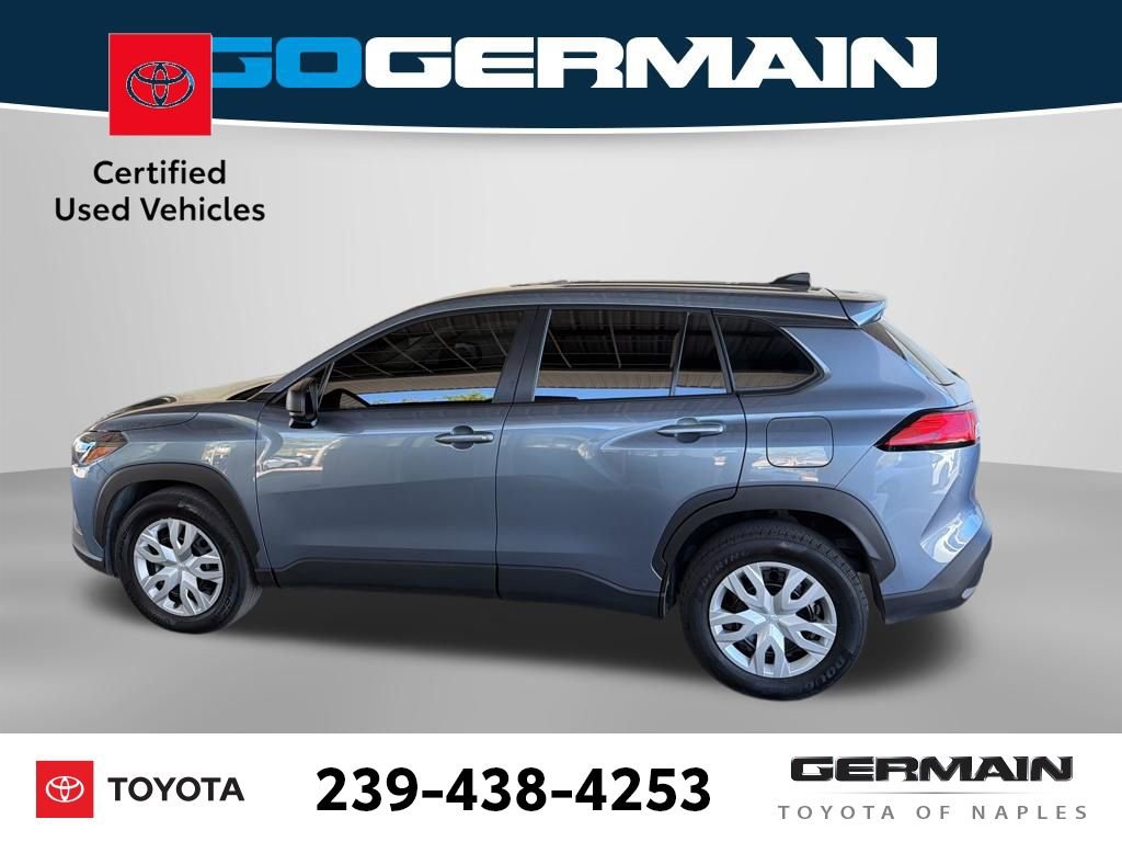 Used 2024 Toyota Corolla Cross L image 7