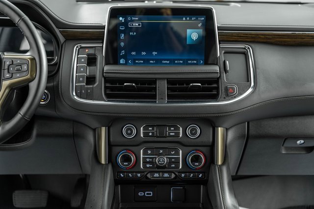 Used 2024 Chevrolet Tahoe High Country image 24