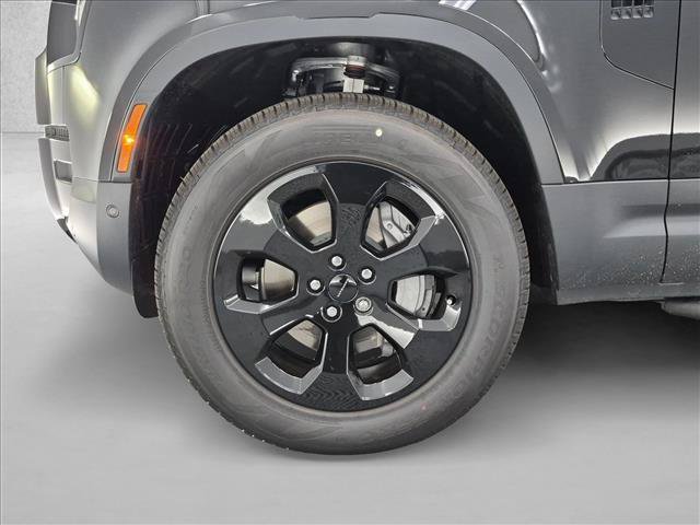 New 2026 Land Rover Defender 110 S AWD/4WD image 10