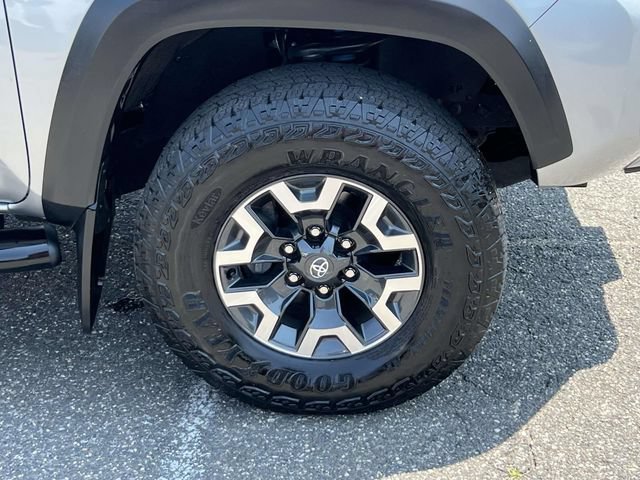 Used 2023 Toyota Tacoma TRD Off-Road AWD/4WD image 8