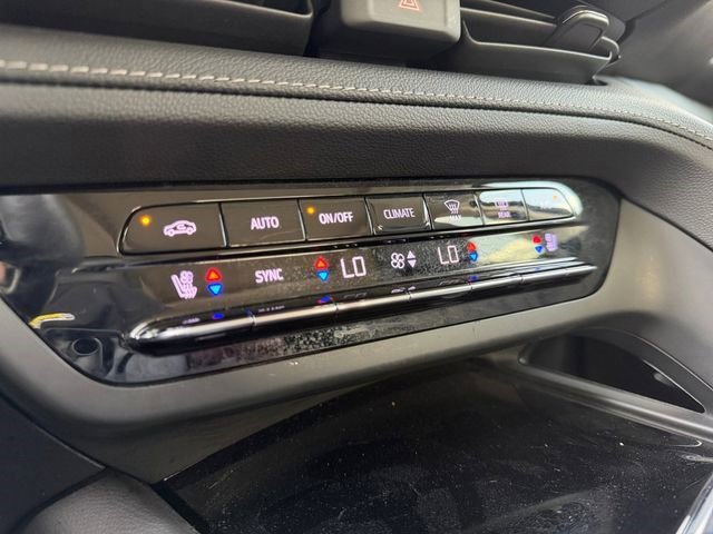 Certified 2023 Buick Envision Avenir image 11