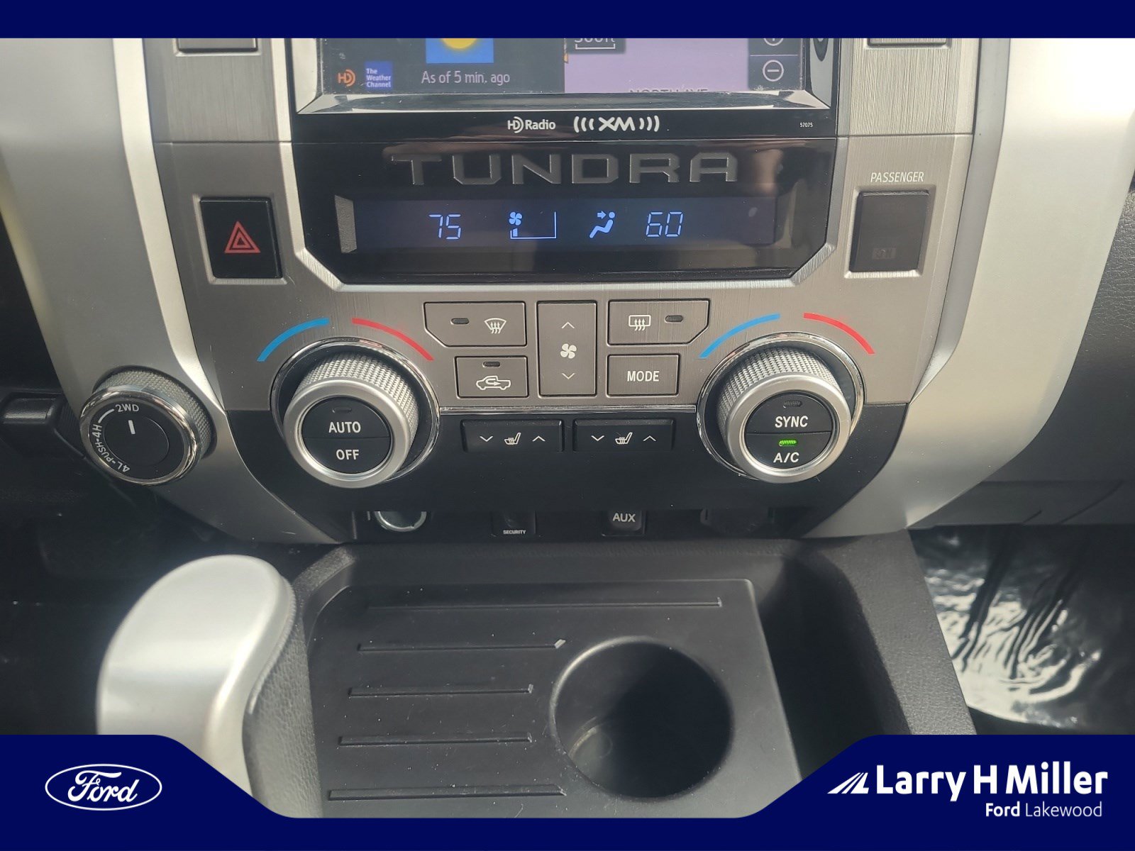 Used 2014 Toyota Tundra Limited w/ Limited Premium Package image 31