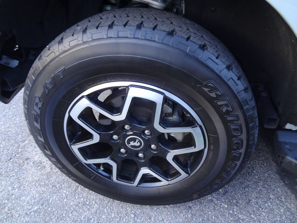 Used 2024 Ford Bronco Outer Banks AWD/4WD image 11