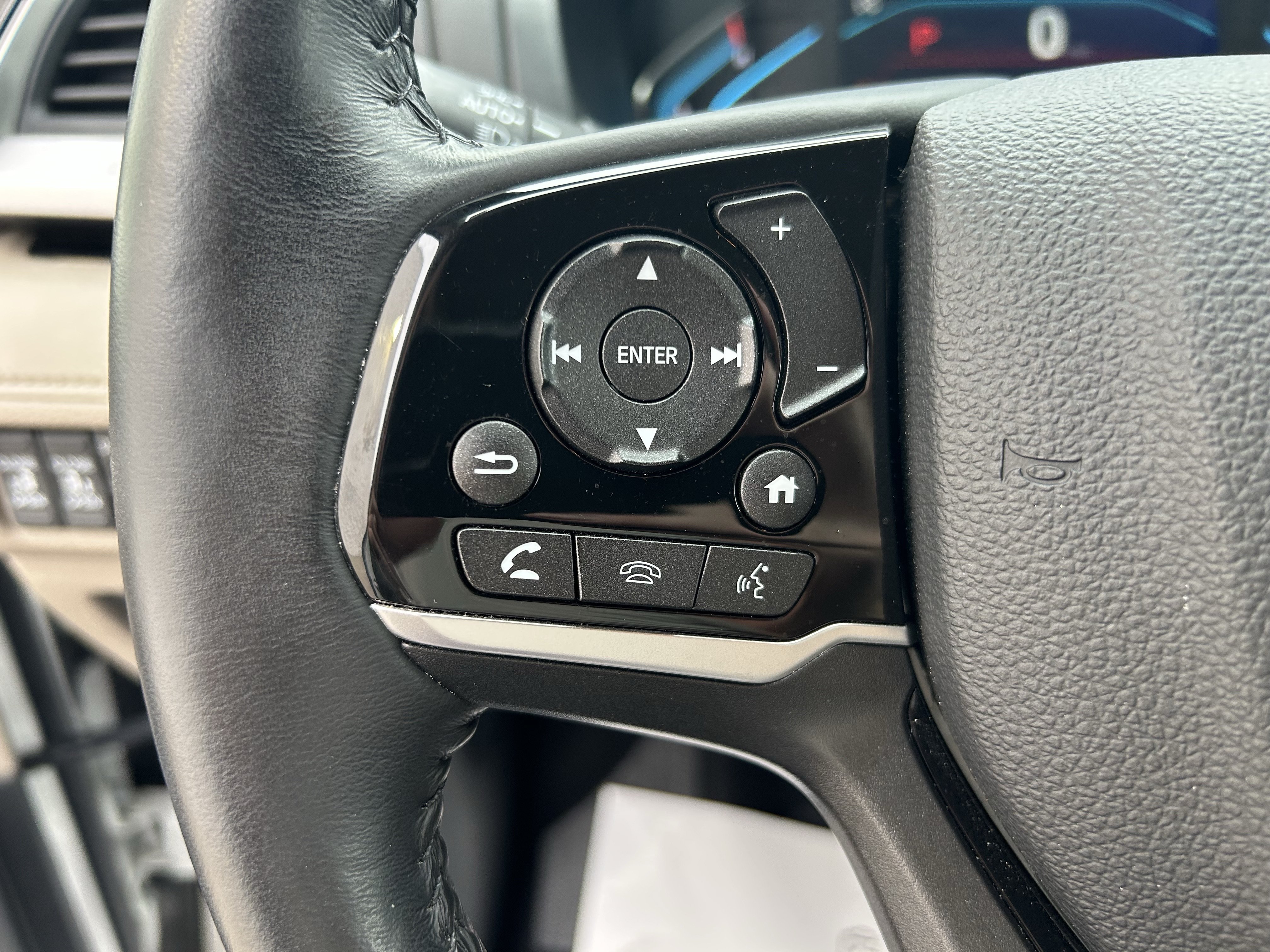 Used 2024 Honda Odyssey Touring image 27
