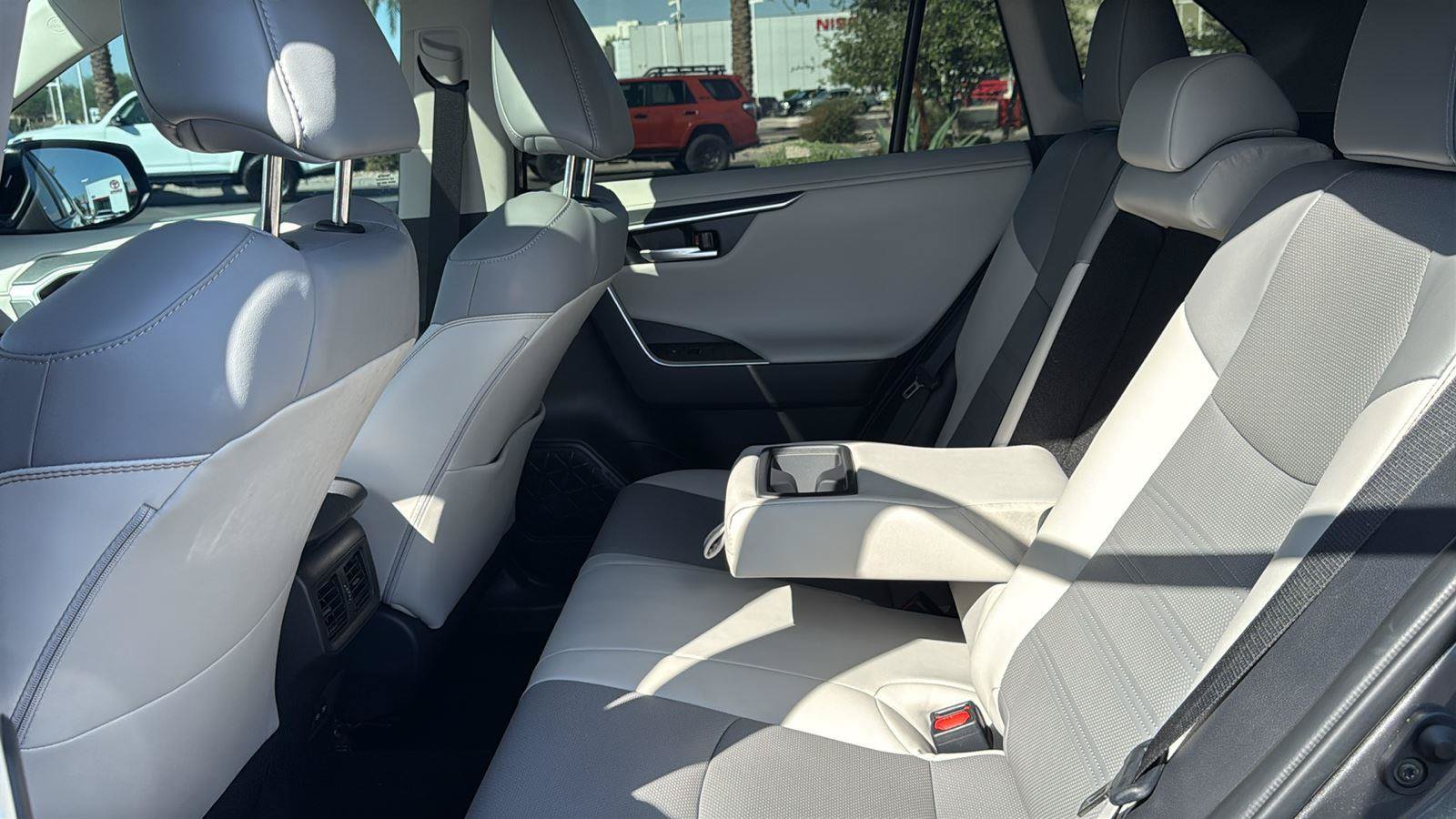 Used 2025 Toyota RAV4 Limited w/ Advanced Technology Package FWD image 30