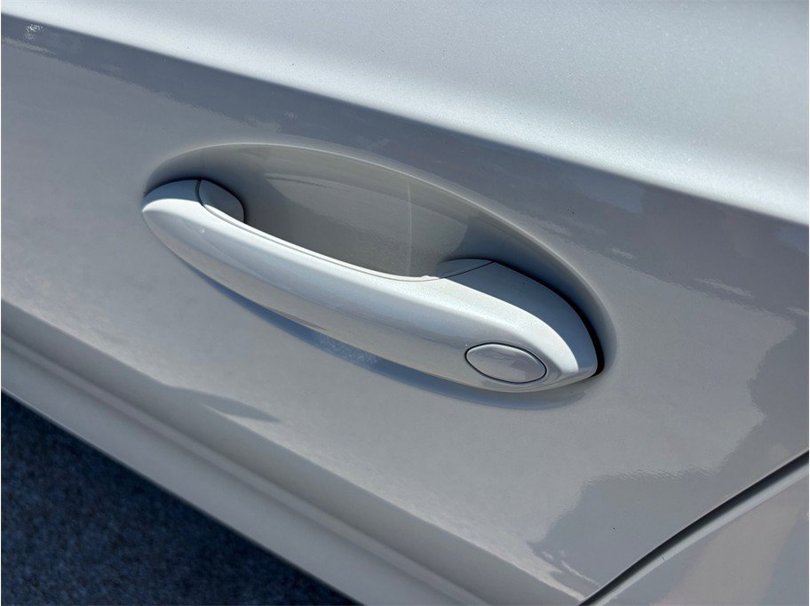 Used 2023 BMW 330i xDrive Sedan w/ M Sport Package image 19