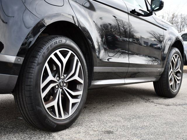 Used 2020 Land Rover Range Rover Evoque R-Dynamic HSE image 9
